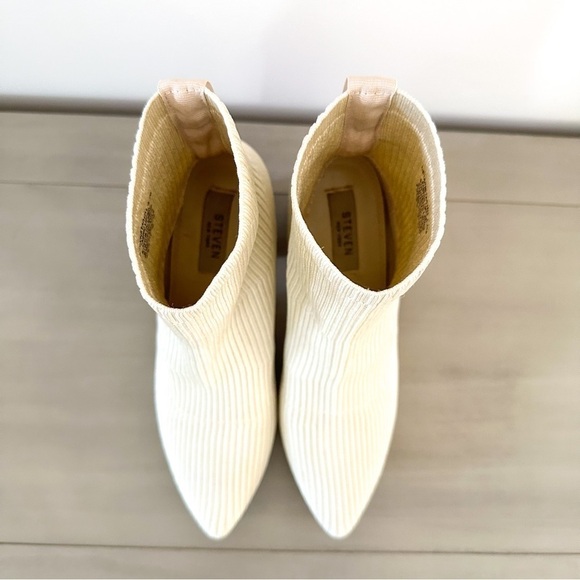 Steven New York Cream Ribbed Neta Stacked-Heel Sock Booties sz 8.5 - Picture 4 of 8